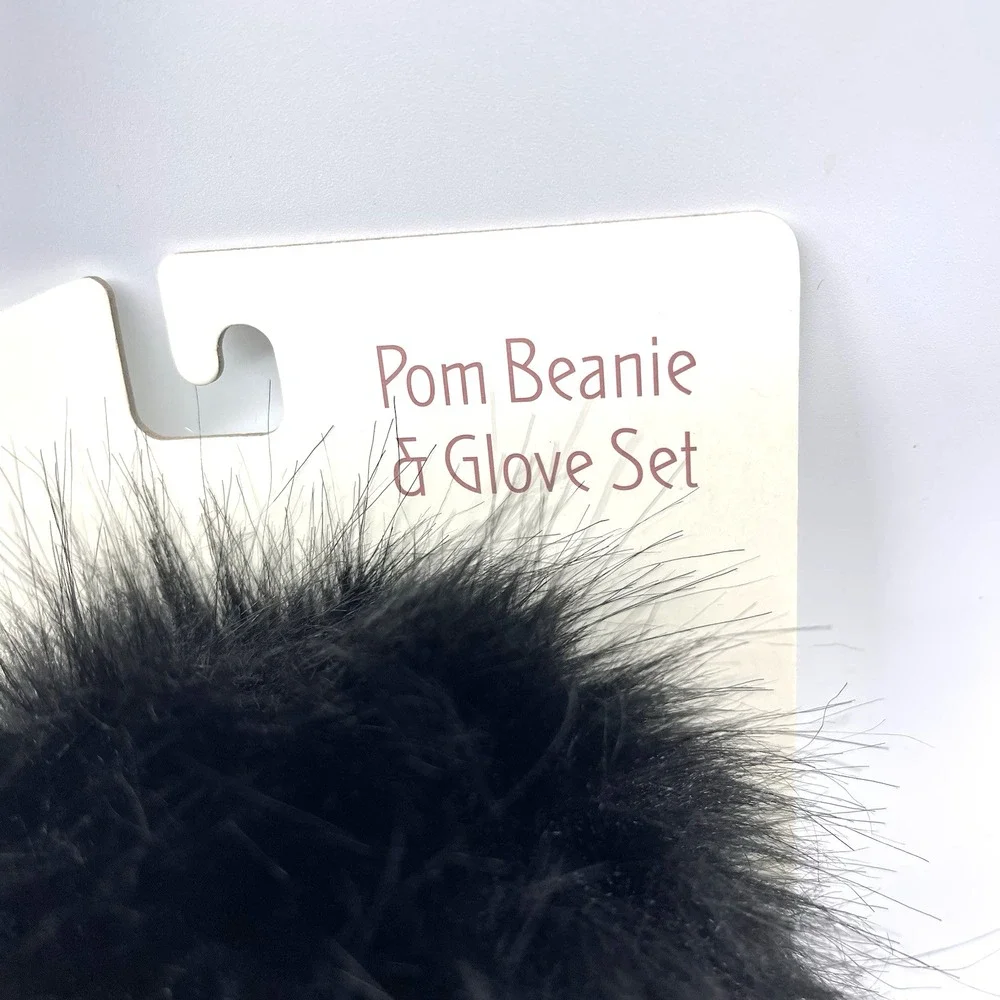 Layer 8 Chenille Knit Pom‎ Warm Winter Lined Outdoors Beanie Hat and Glove Set